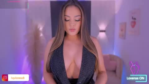 Ivy online show from June 7, 11:32 pm