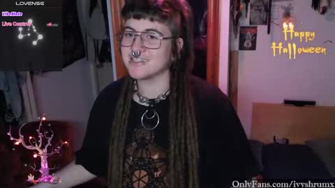 Ivy ShrumX online show from October 12, 7:05 pm