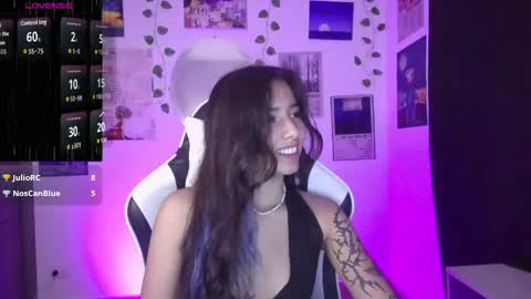 Ivy  online show from May 16, 12:29 am