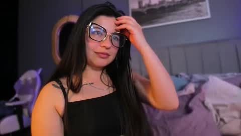 ivyy_rose_ online show from March 3, 2:57 pm