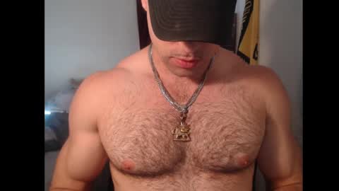 Snapshot of izak144 chatting on January 12, 7:21 pm izak144 online show from January 12, 7:21 pm