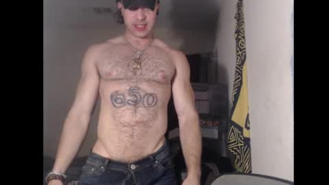 Snapshot of izak144 chatting on January 20, 4:32 am izak144 online show from January 20, 4:32 am