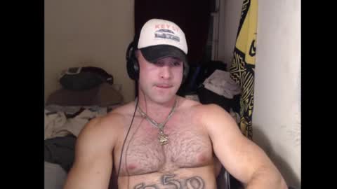 Snapshot of izak144 chatting on December 12, 5:20 am izak144 online show from December 12, 5:20 am