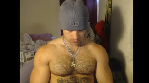 izak144 online show from April 26, 1:47 am