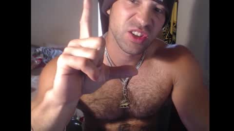 Snapshot of izak144 chatting on October 25, 10:21 pm izak144 online show from October 25, 10:21 pm