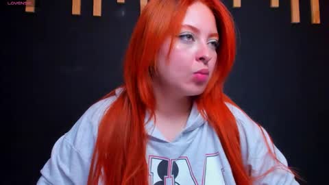 hot izys online show from March 15, 8:18 am