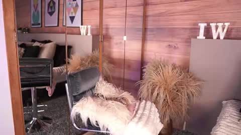 izzywild1 online show from October 13, 11:56 am