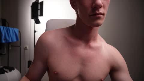 Danny online show from November 11, 5:20 am