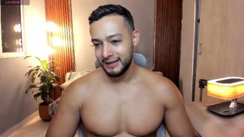 Calix  Independient model Insta and twt Calixsnake online show from July 21, 10:34 pm
