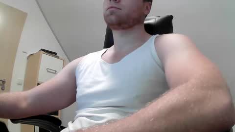 here4y online show from October 30, 3:12 pm