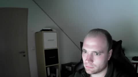 here4y online show from October 6, 10:11 am