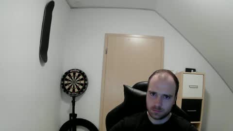 here4y online show from December 5, 8:05 am