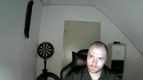 here4y online show from December 9, 8:11 am