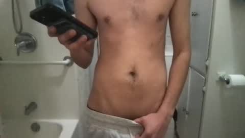 j_reyes24 online show from January 26, 6:48 pm