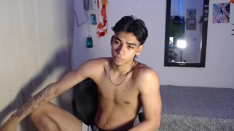 jack160724 online show from December 18, 10:49 pm