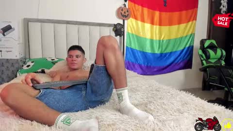 JACK CASTELL online show from October 25, 11:20 am