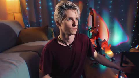 brestonsweet online show from December 21, 5:03 am