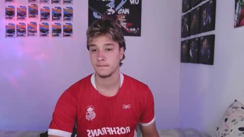 J online show from December 21, 8:37 pm