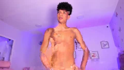 Jackk Russell  online show from April 18, 3:41 am