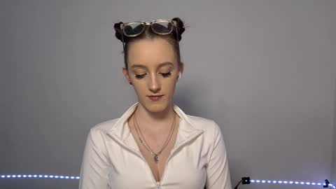 Lisa online show from January 16, 9:02 pm