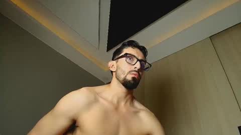 jacob__adams online show from February 13, 12:47 am