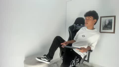jacob_cum23 online show from July 14, 5:23 am