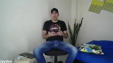 Jacob And Jayden online show from October 27, 7:03 pm