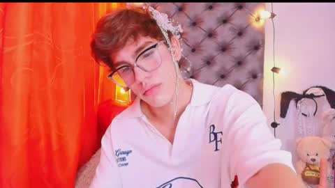 jacobelord online show from February 15, 1:21 pm