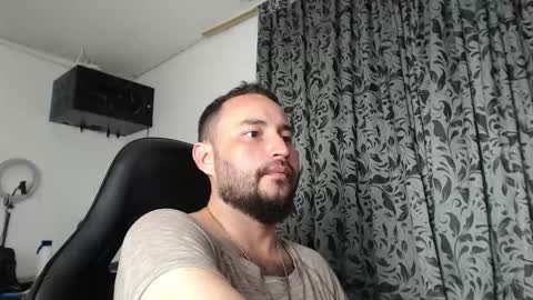 jacobkingd online show from March 12, 3:24 am