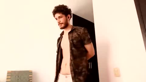 JACOB  ROBIN online show from November 12, 4:42 pm