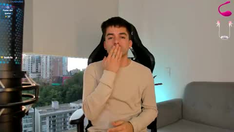 JACOB STONES online show from November 21, 10:19 pm