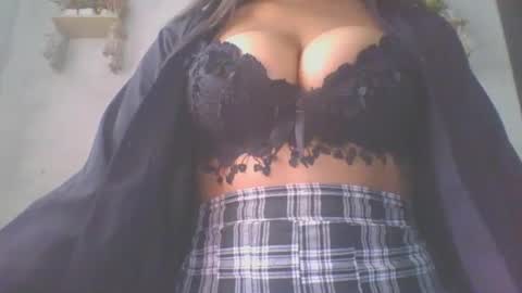 jacqueline_fernandez online show from November 18, 6:49 am