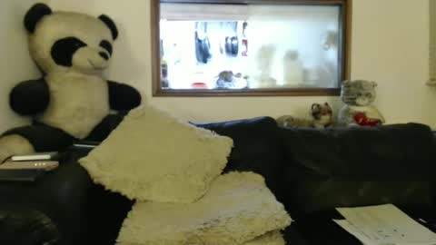 Jacques online show from January 9, 2:01 am