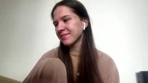 Laura online show from April 21, 6:09 am