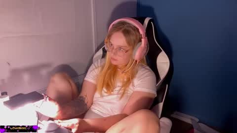 jacywinslat online show from March 1, 1:11 am