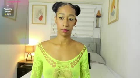 Jade smile online show from March 5, 2:56 pm