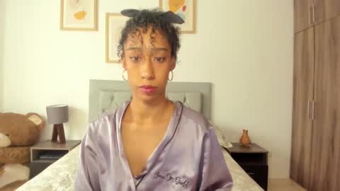 Jade smile online show from September 23, 3:39 pm