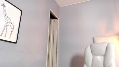 karlla scarlet online show from December 31, 7:10 am