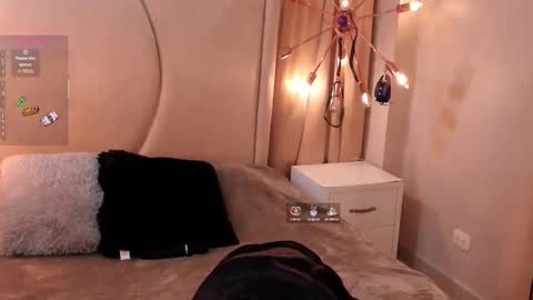 jade agliyah online show from October 3, 3:26 am