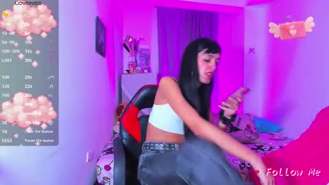 Jade Benett online show from March 30, 4:01 am