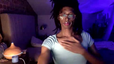 jadedraagon2020 online show from May 11, 1:23 am