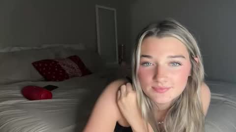 Jade james online show from April 9, 3:43 am