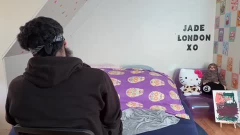 Jade online show from February 23, 1:10 pm