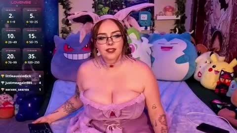 jadeplant online show from June 3, 10:59 pm
