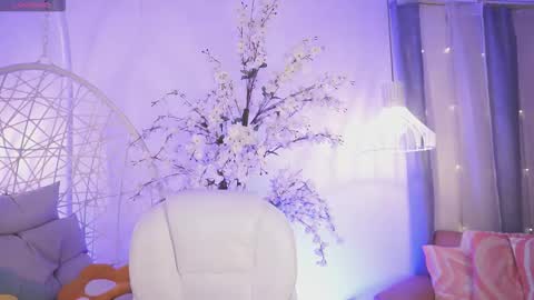 Jade Summer online show from September 29, 11:42 am