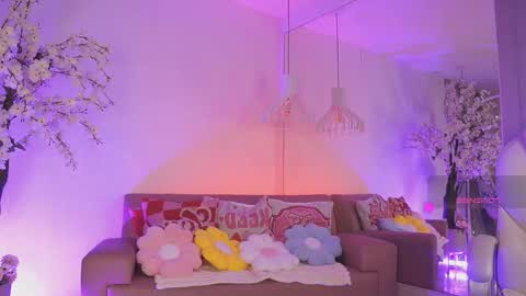 Jade Summer online show from February 25, 11:36 am