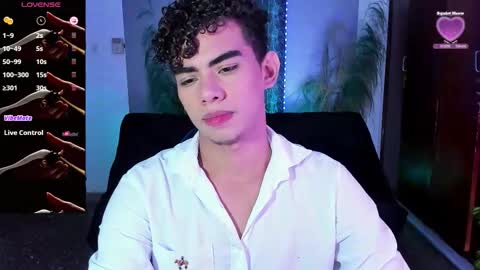 javi15  online show from September 25, 5:03 am