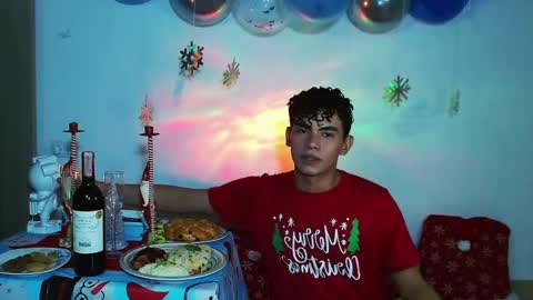 javi15  online show from December 25, 2:03 am