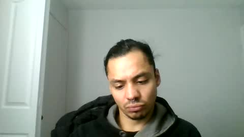 Gus online show from January 3, 9:15 am