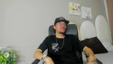 Jake  online show from May 5, 7:41 pm